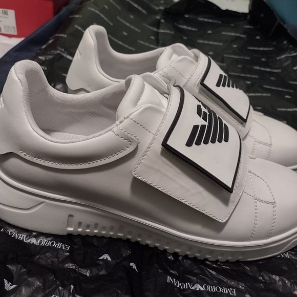 Emporio Armani Sneakers - Picture 12 of 16